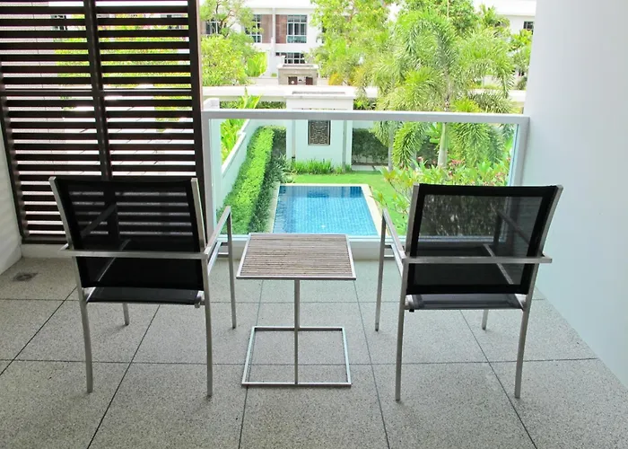 Bang Tao Beach (Phuket) Cabin Rentals