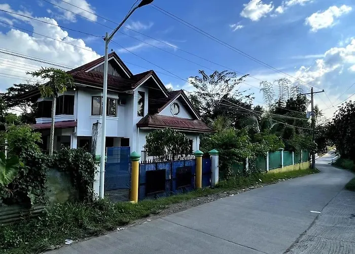 Lipa City Cabin Rentals