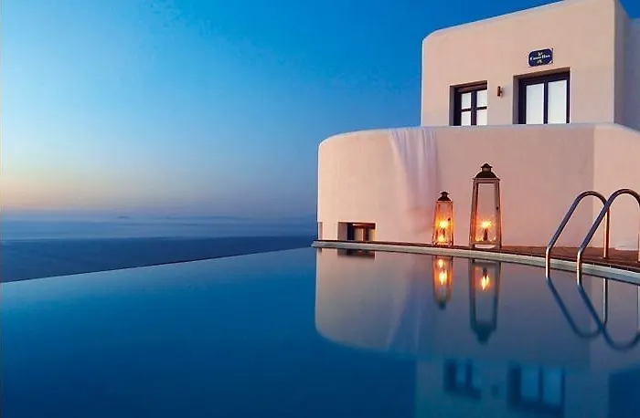 Folegandros Town Cabin Rentals