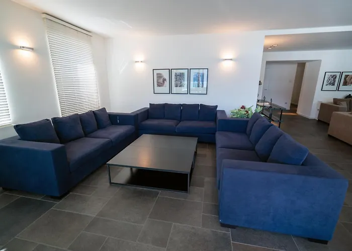 Menaggio Cabin Rentals