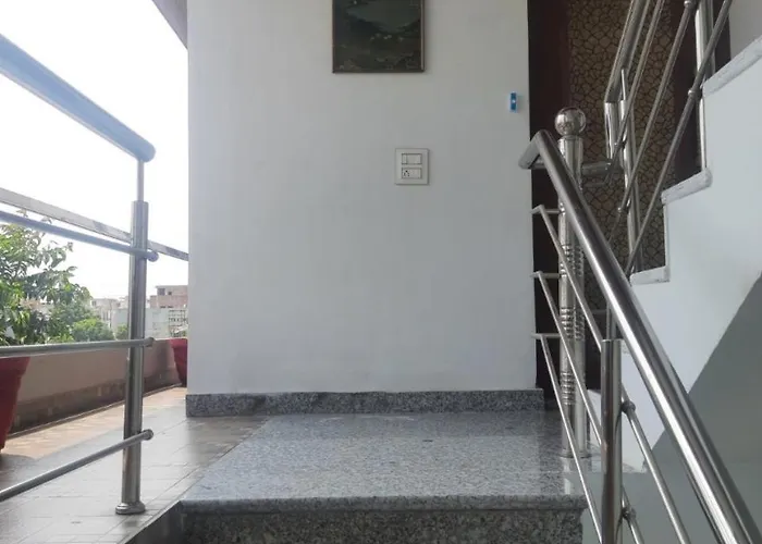 Mohali Cabin Rentals