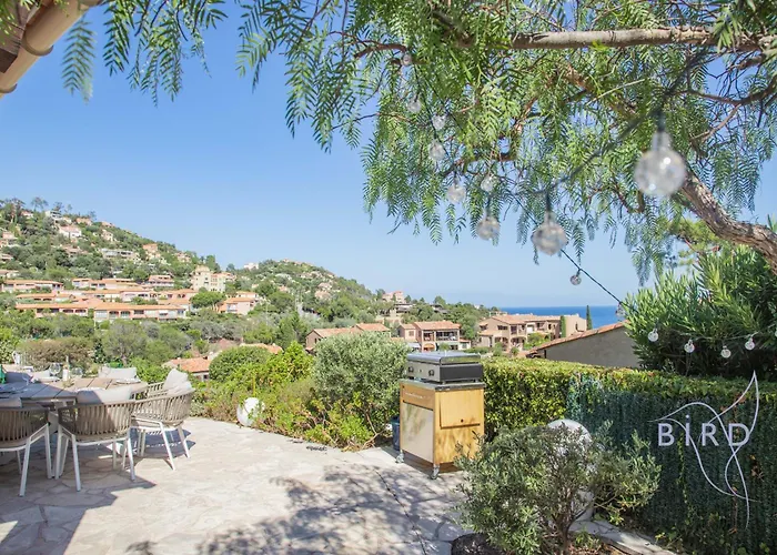 Theoule-sur-Mer Cabin Rentals