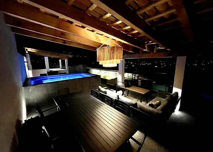 Valle de Bravo Cabin Rentals