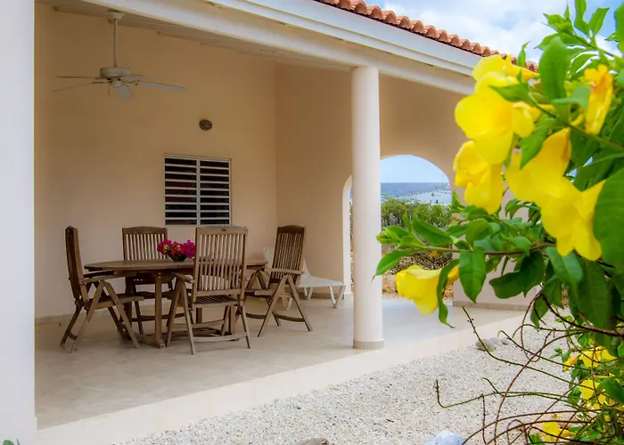 Kralendijk (Bonaire) Cabin Rentals
