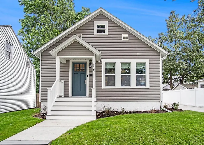 Muskegon Cabin Rentals