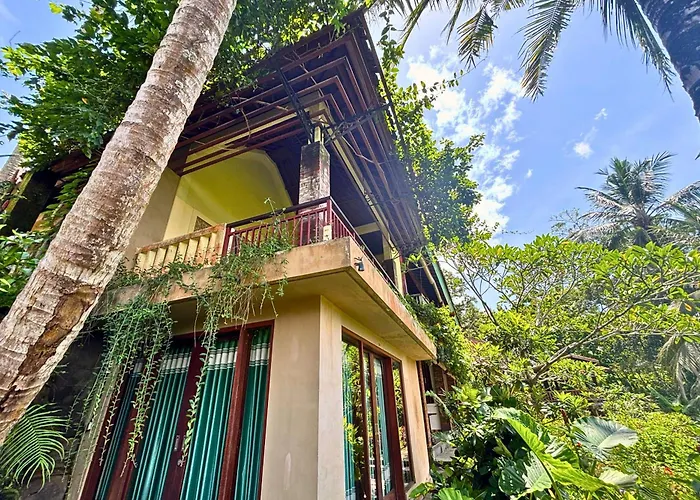 Tabanan (Bali) Cabin Rentals