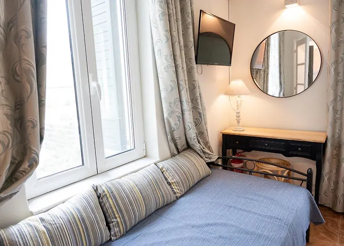 Poros Town Cabin Rentals