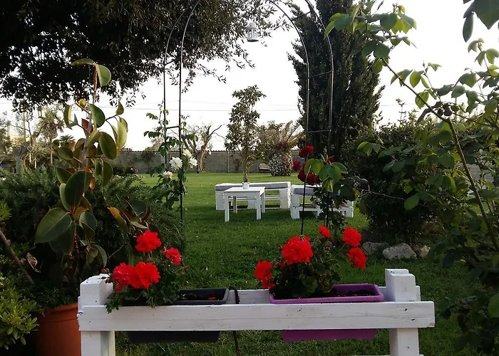 Ladispoli Cabin Rentals
